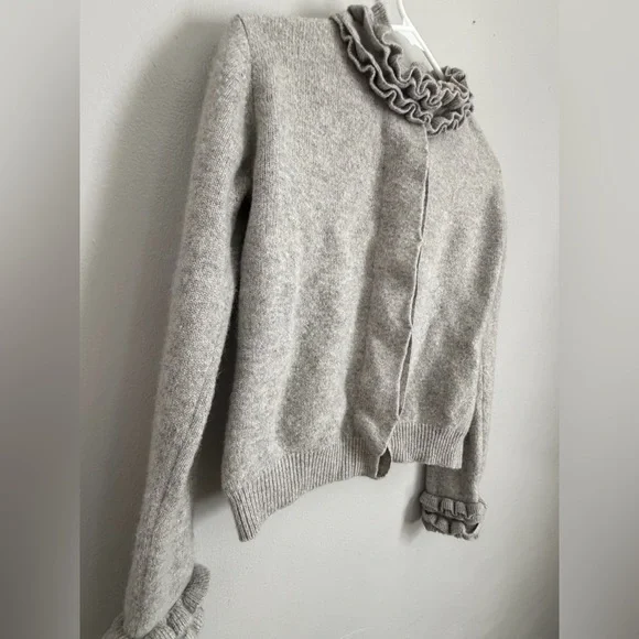 Pink Pineapple 100% Cashmere Ruffle Trim Cardigan Sweater Grey Size M - Picture 2 of 7